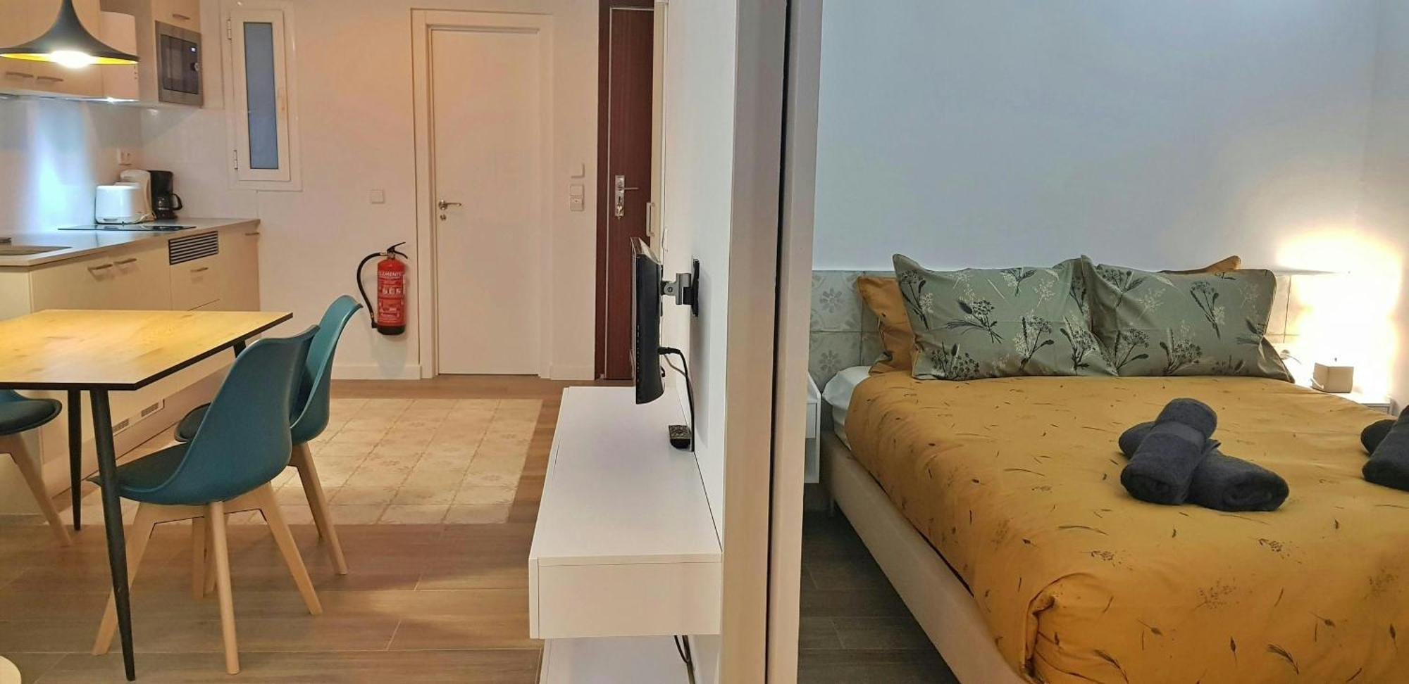Sant Antoni 3 - Downtown Barcelona. Modern Apartment Екстериор снимка